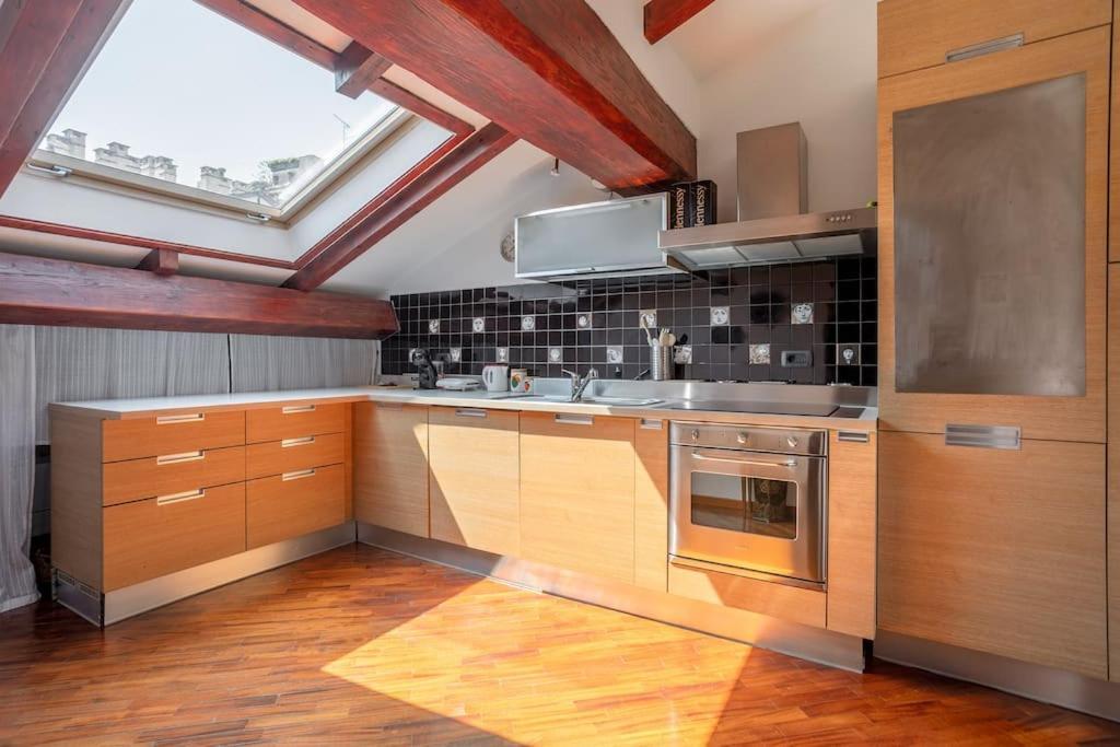 De Amicis' Nest - City Center Mediolan Zewnętrze zdjęcie